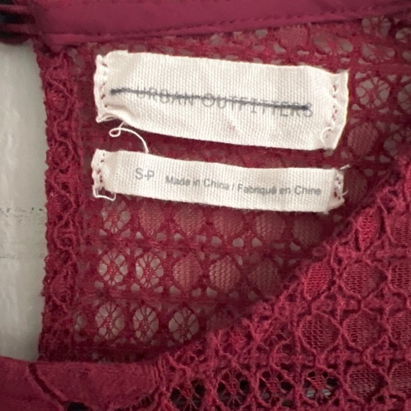 Urban Outfitters maroon lace top, size small - Picture 3 of 4
